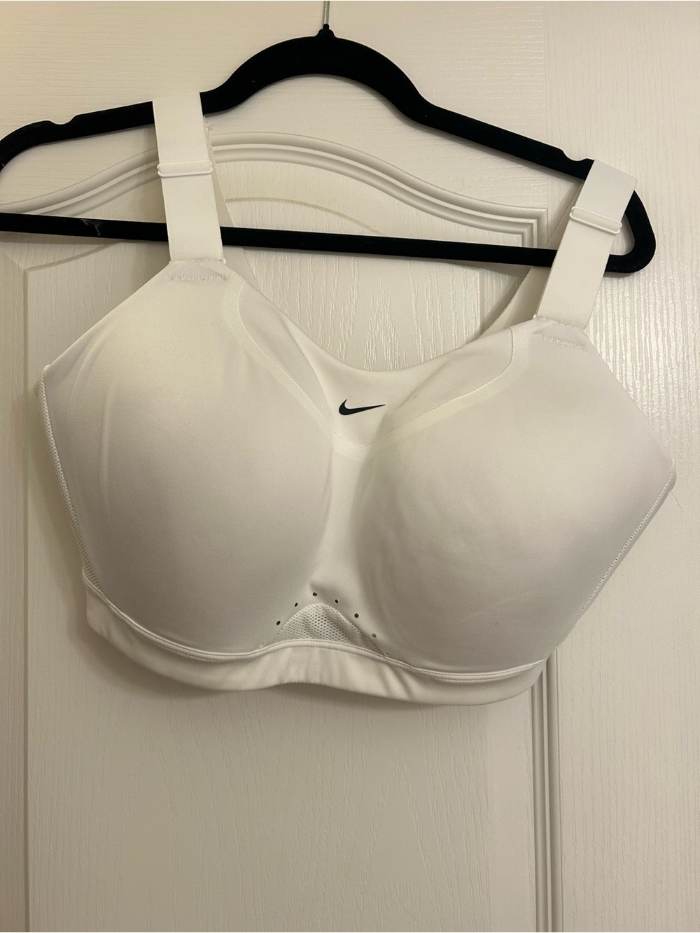Nike White Molded High-Impact Sports Bra